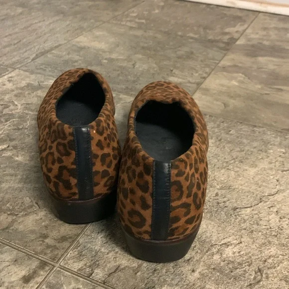 SAS Bliss Slip On Wedge Tan Leopard Size 10.5 W - Picture 4 of 7